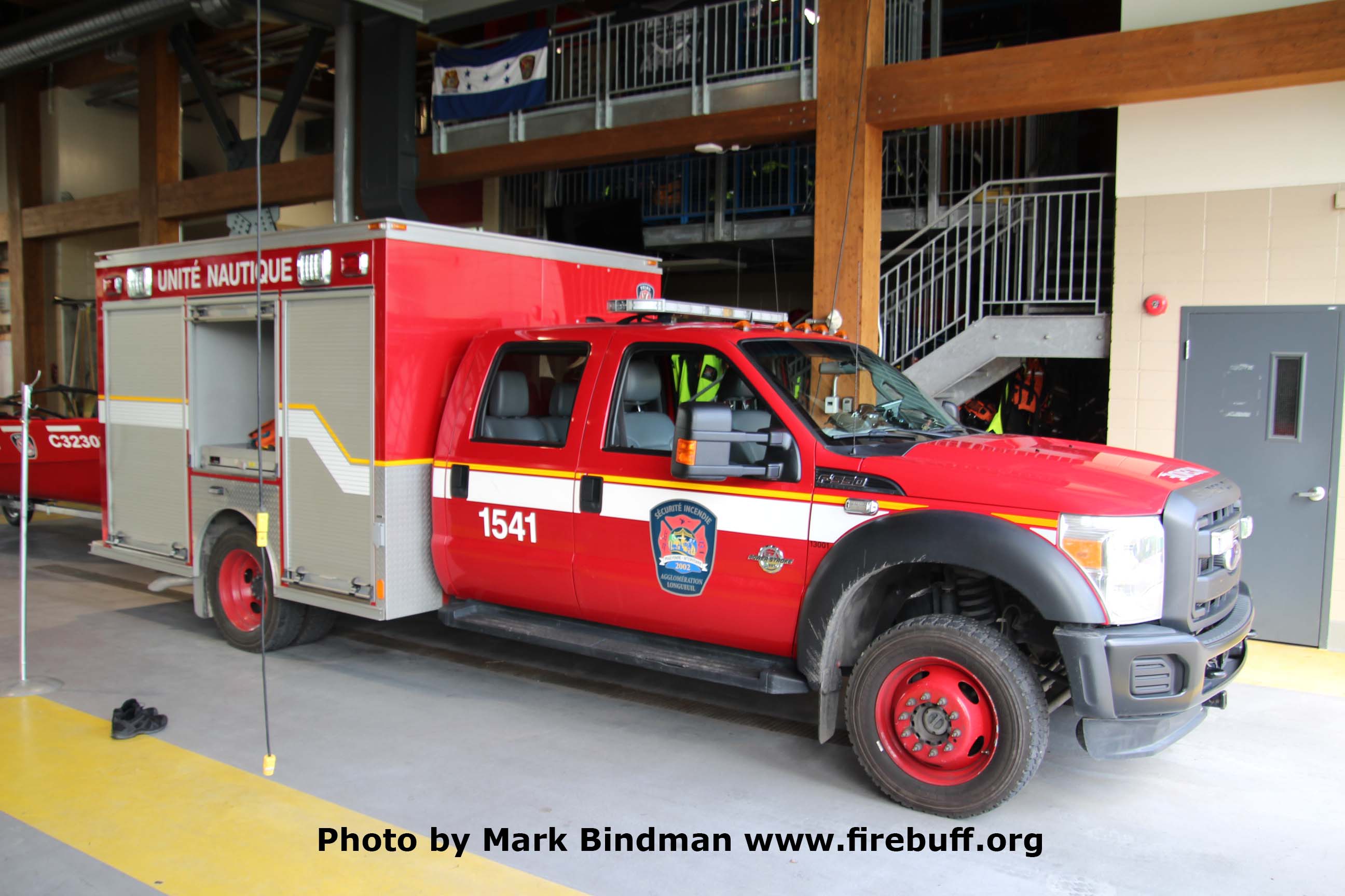 Squad 1541 (tows boat)